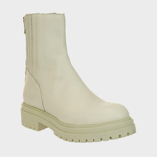 Canyon Boot in Ivory
